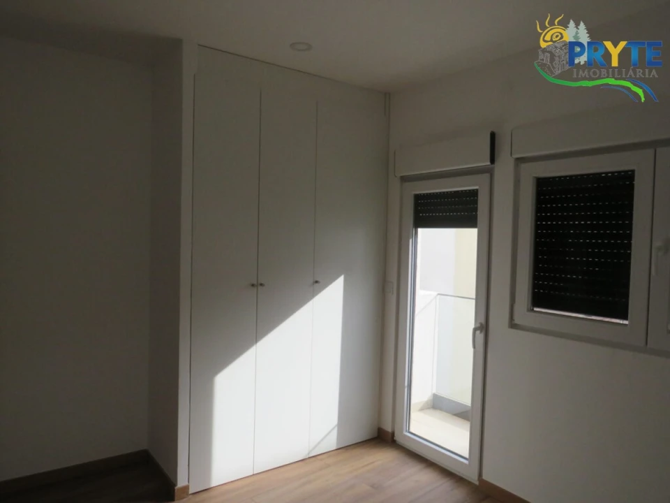 Apartamento T2 para Venda em Sertã Foto 11