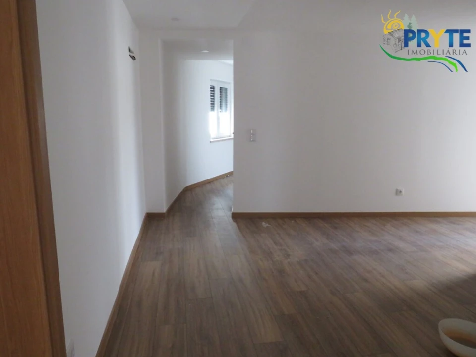 Apartamento T2 para Venda em Sertã Foto 16
