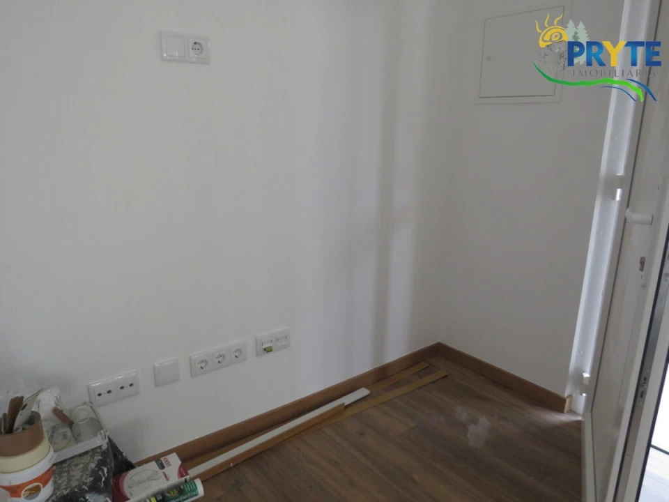 Apartamento T2 para Venda em Sertã Foto 5