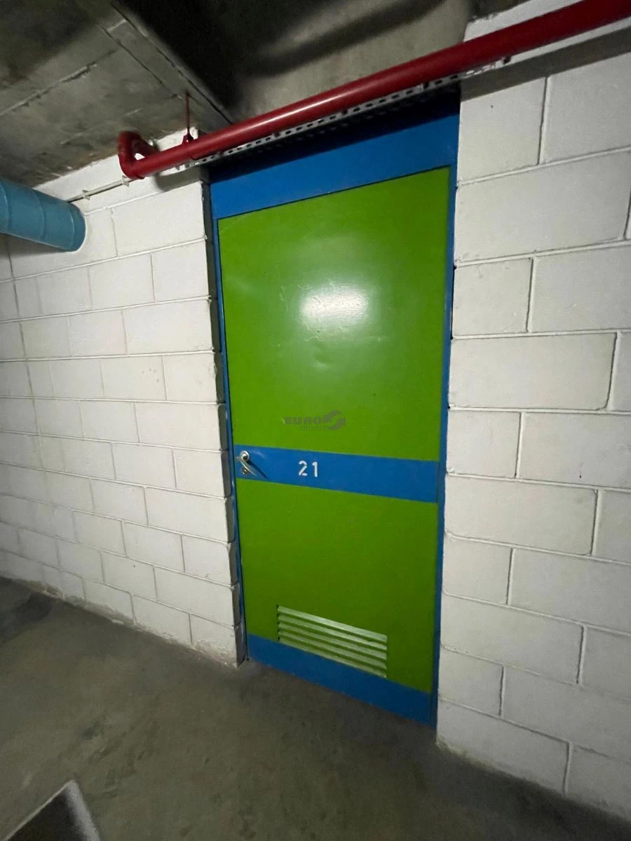 Armazém para Arrendamento em Campo de Ourique Foto 4