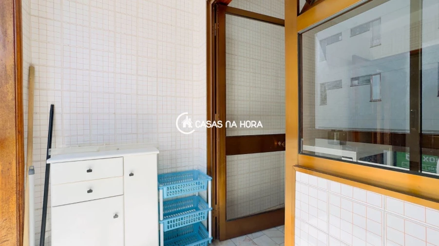 Apartamento T2 para Arrendamento em Bonfim Foto 8