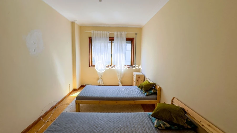 Apartamento T2 para Arrendamento em Bonfim Foto 18