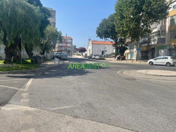 Apartamento T2 para Venda em Falagueira-Venda Nova Foto 9