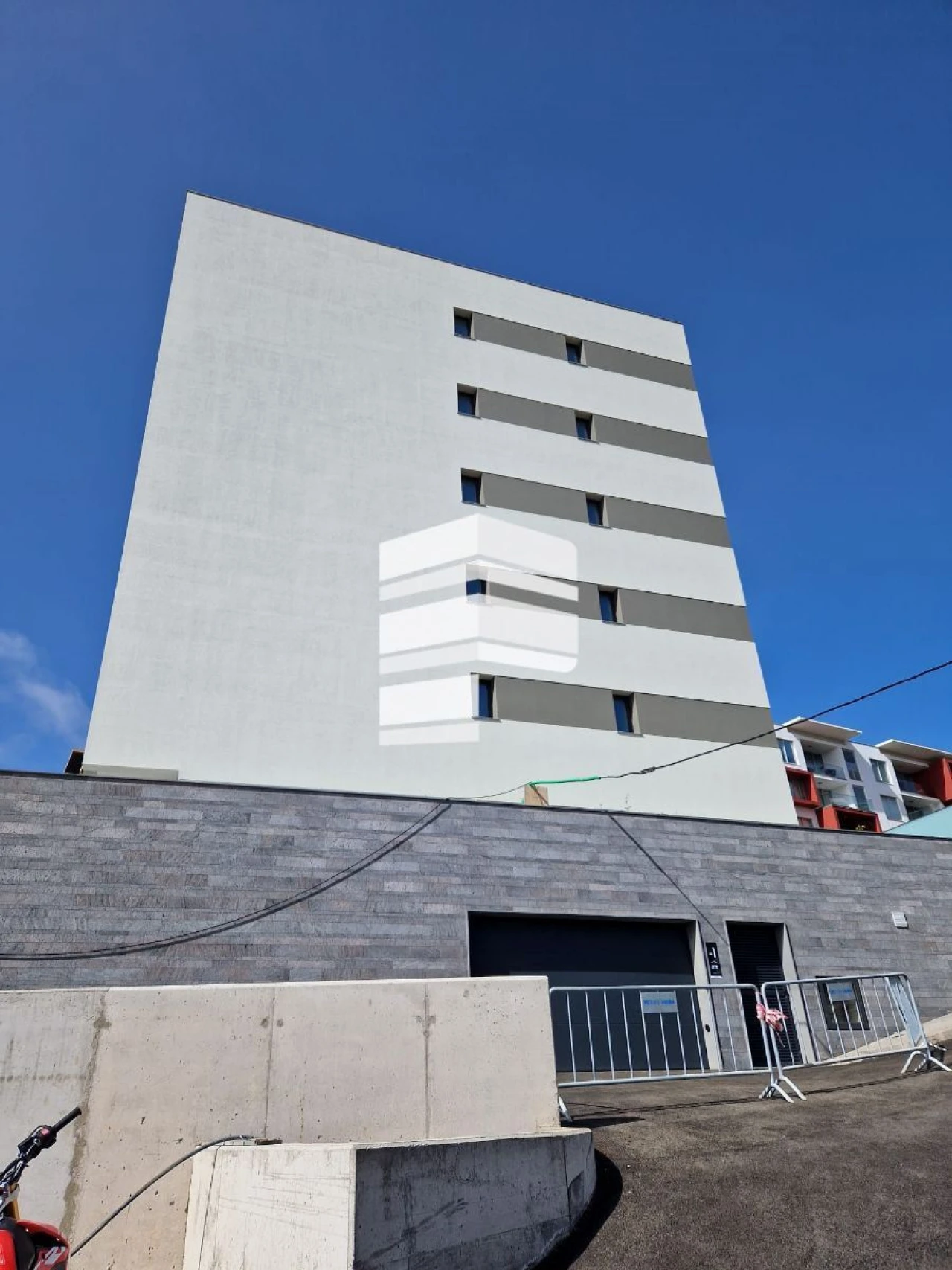 Apartamento T2 para Venda em São Martinho Foto 3