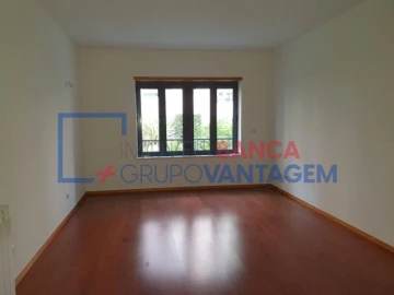 Apartamento T2 para Venda em Oliveira do Douro