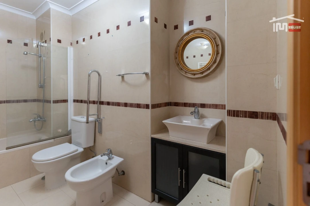 Apartamento T2 para Arrendamento em Fatima Foto 16