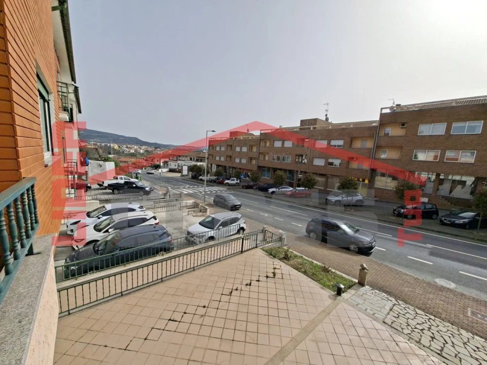 Apartamento T3 para Venda em Mirandela Foto 32