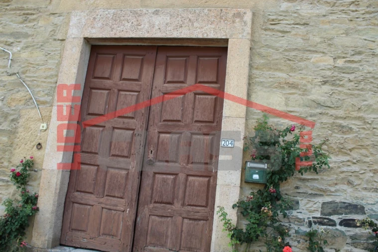 Moradia T3 para Venda em Avantos e Romeu Foto 5