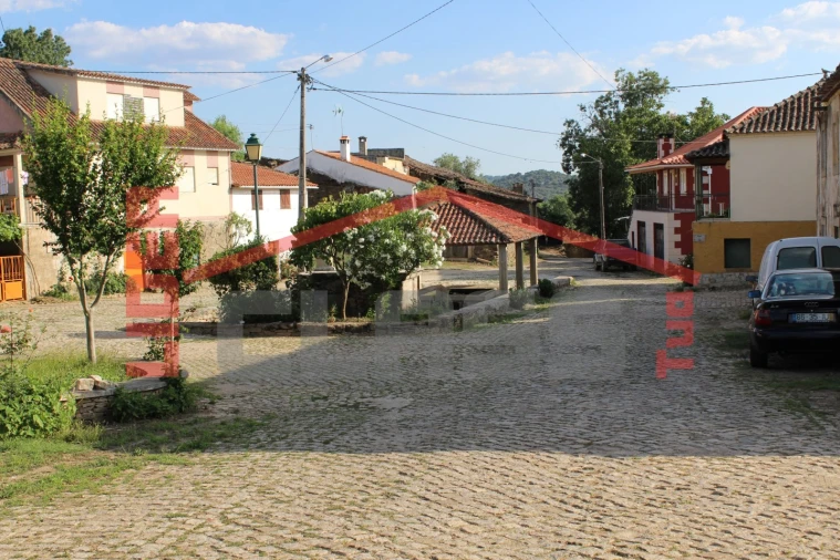 Moradia T3 para Venda em Avantos e Romeu Foto 27