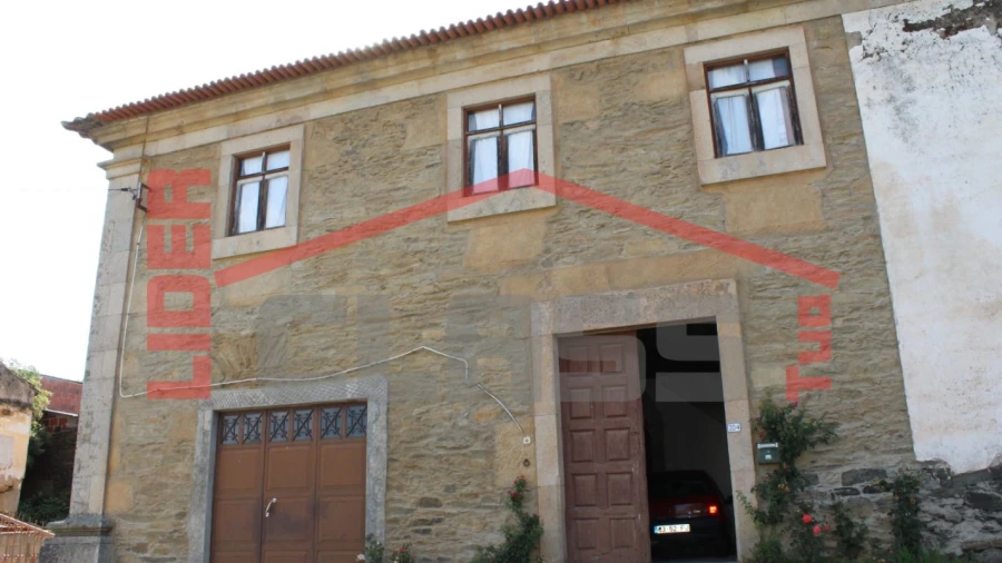 Moradia T3 para Venda em Avantos e Romeu