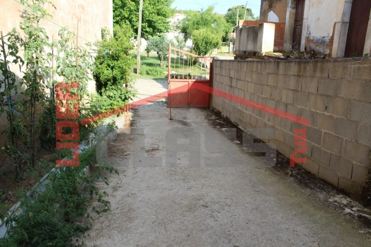 Armazém para Venda em Avantos e Romeu