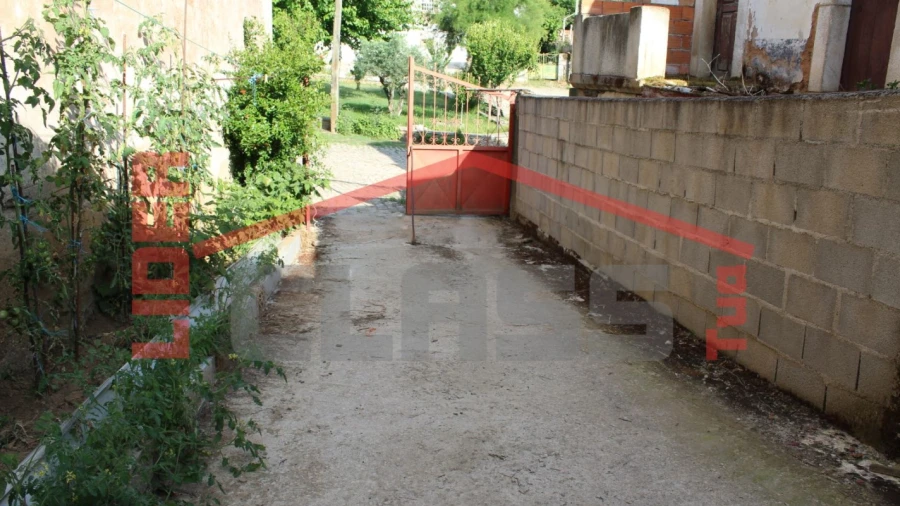 Armazém para Venda em Avantos e Romeu