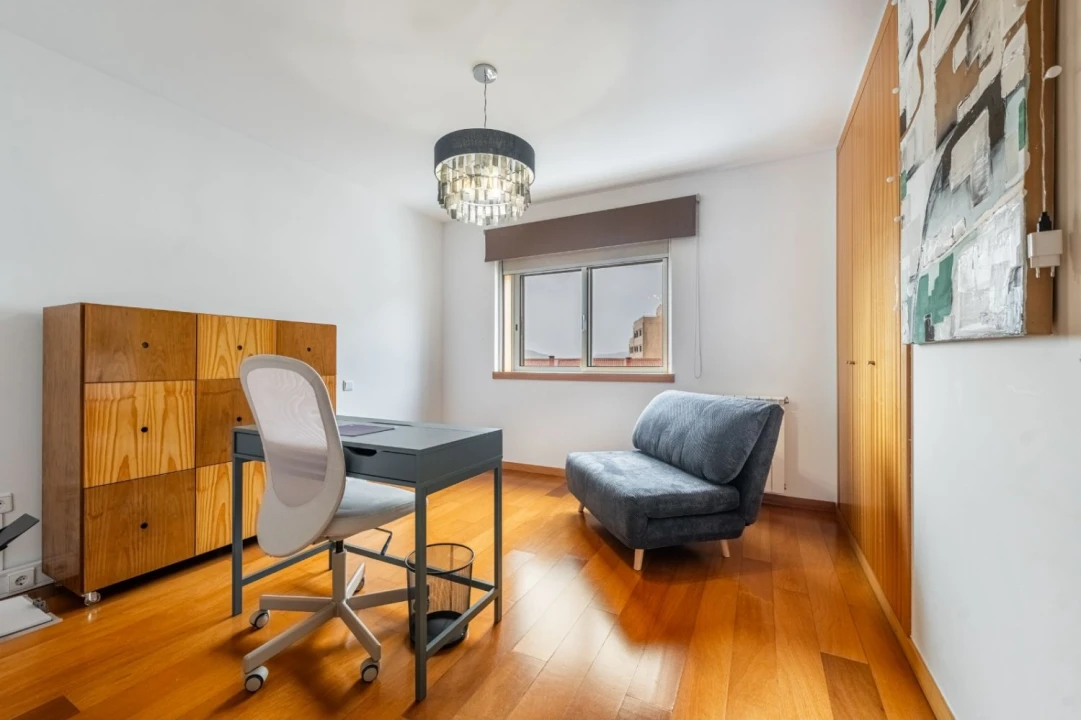 Apartamento T4 para Venda em Braga (Maximinos, Sé e Cividade) Foto 14