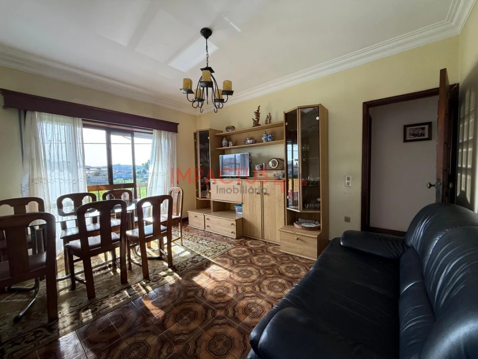 Moradia T5 para Venda em Coronado (São Romão e São Mamede) Foto 4