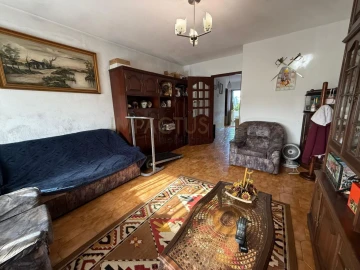 Moradia T5 para Venda em Coronado (São Romão e São Mamede)