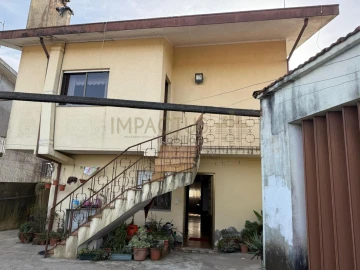 Moradia T5 para Venda em Coronado (São Romão e São Mamede)