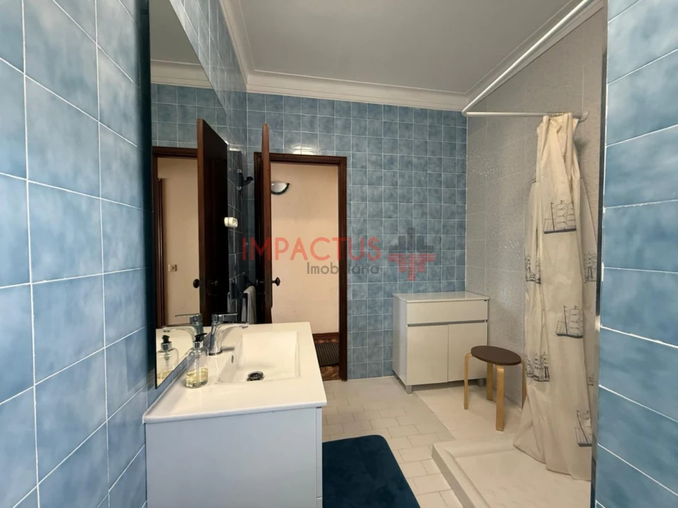 Moradia T5 para Venda em Coronado (São Romão e São Mamede) Foto 16