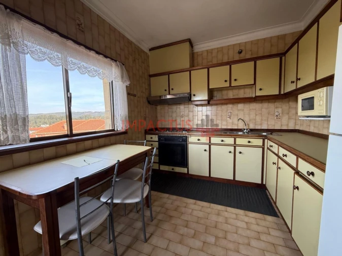 Moradia T5 para Venda em Coronado (São Romão e São Mamede) Foto 5