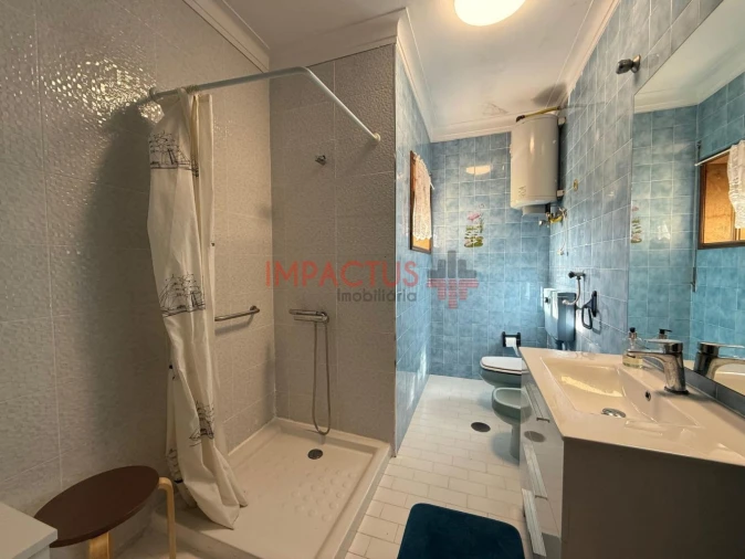 Moradia T5 para Venda em Coronado (São Romão e São Mamede) Foto 15