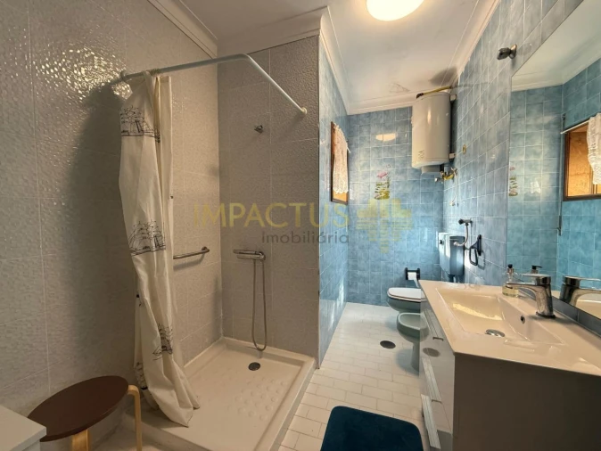 Moradia T5 para Venda em Coronado (São Romão e São Mamede) Foto 15