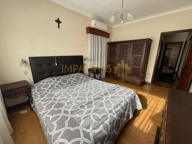 Moradia T5 para Venda em Coronado (São Romão e São Mamede) Foto 9