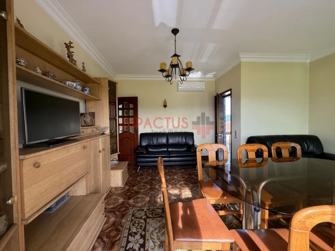 Moradia T5 para Venda em Coronado (São Romão e São Mamede)