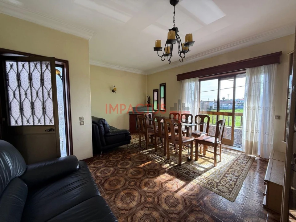 Moradia T5 para Venda em Coronado (São Romão e São Mamede) Foto 2