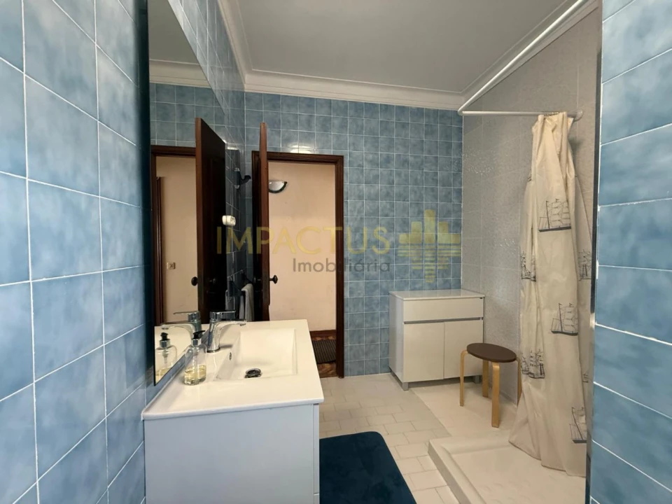 Moradia T5 para Venda em Coronado (São Romão e São Mamede) Foto 16