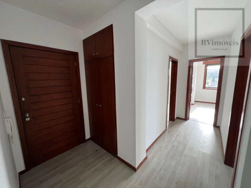 Apartamento T3 para Venda em Darque Foto 31