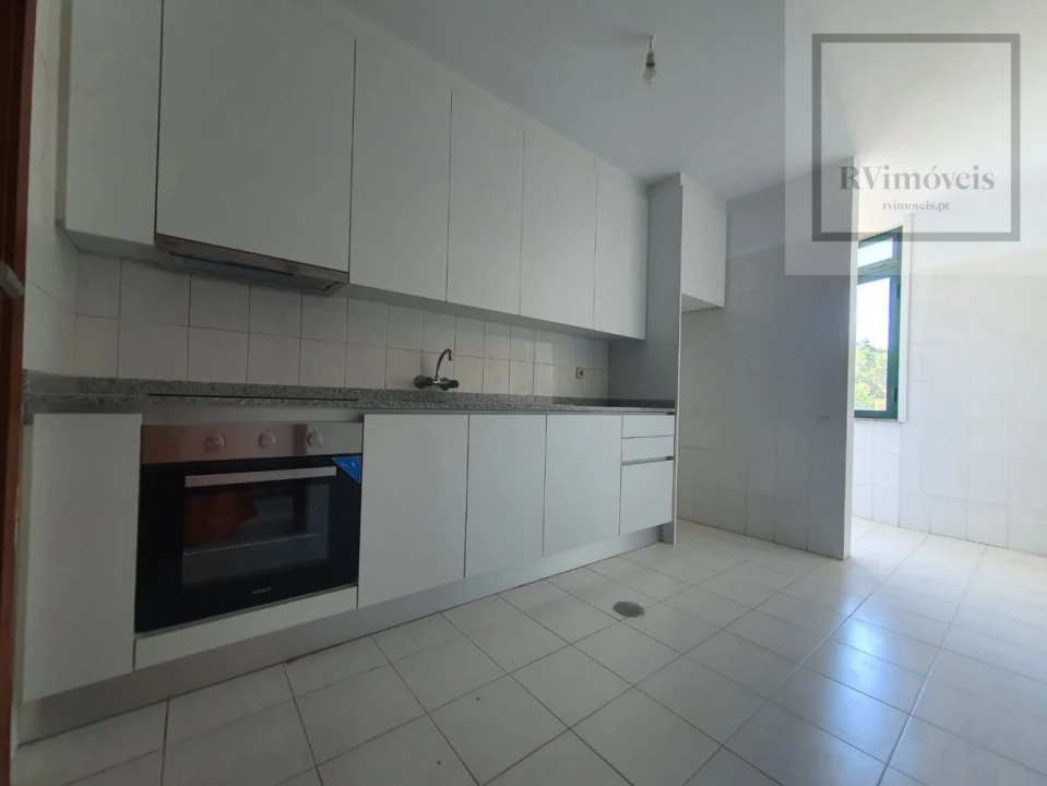 Apartamento T3 para Venda em Darque Foto 5