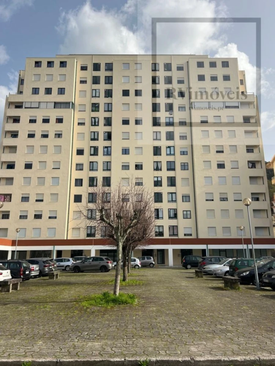 Apartamento T3 para Venda em Darque Foto 21