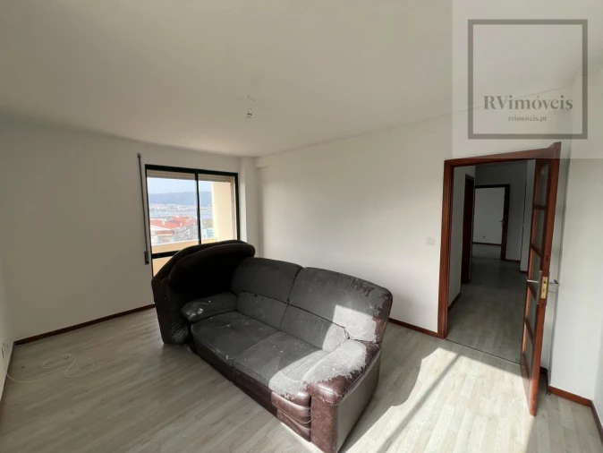 Apartamento T3 para Venda em Darque Foto 44