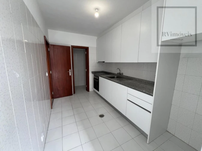 Apartamento T3 para Venda em Darque Foto 39