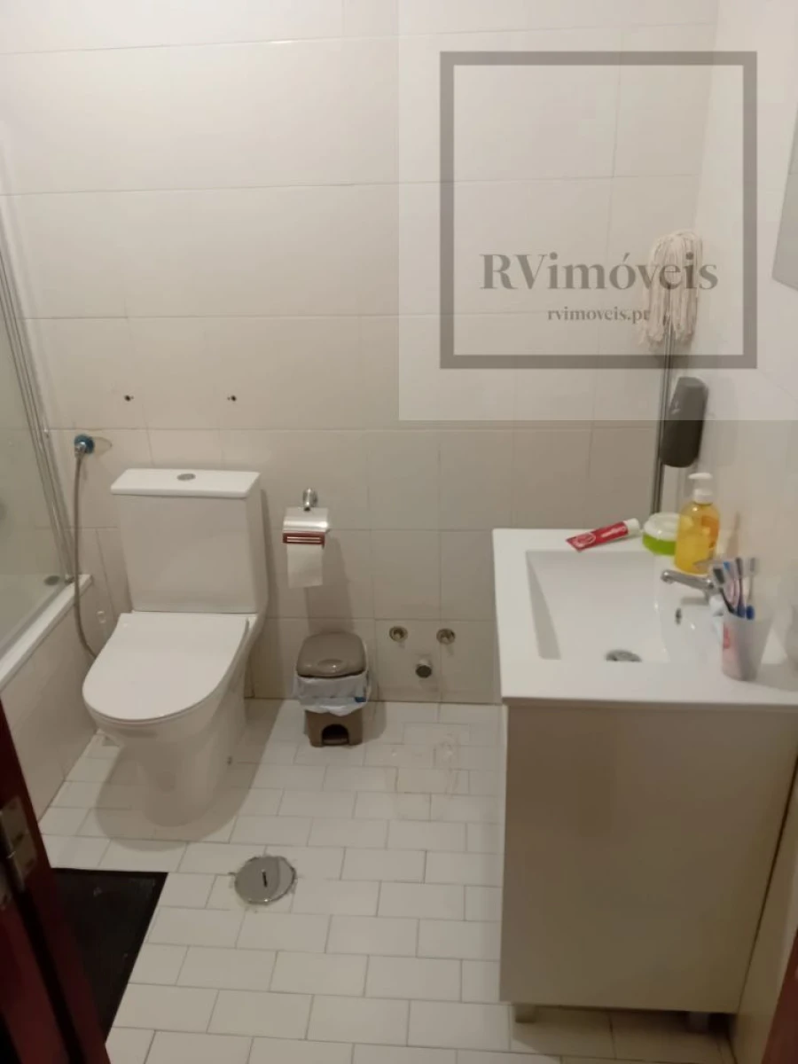 Apartamento T3 para Venda em Darque Foto 19