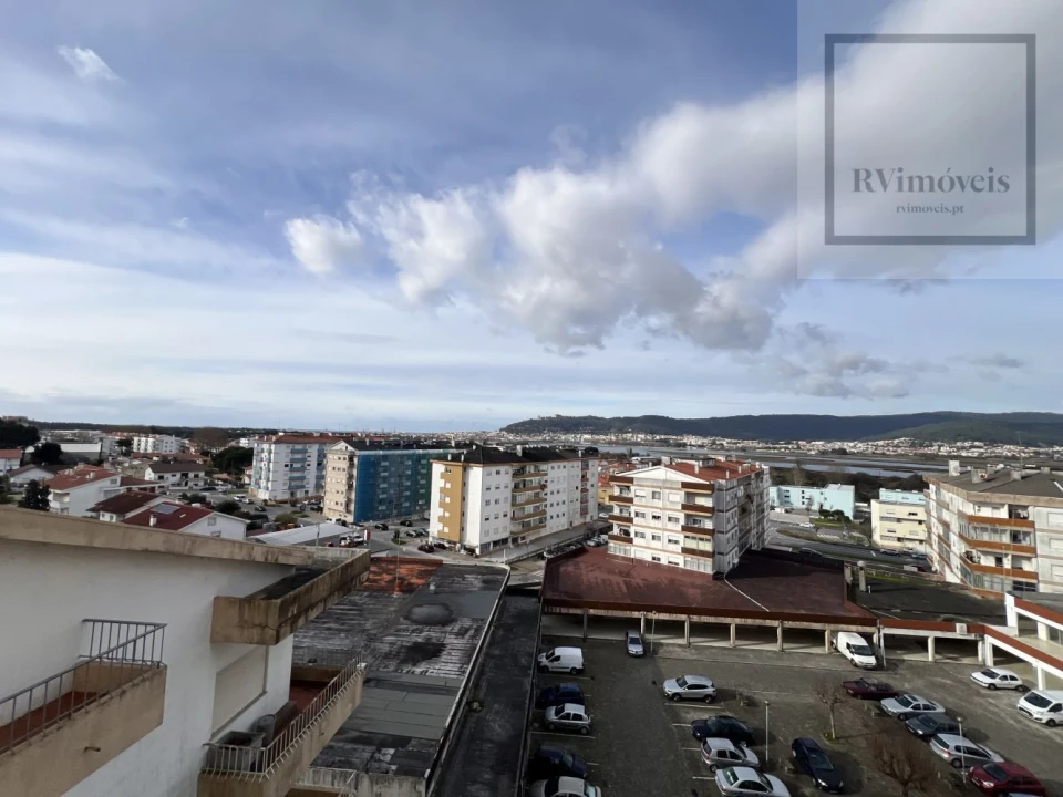 Apartamento T3 para Venda em Darque Foto 3