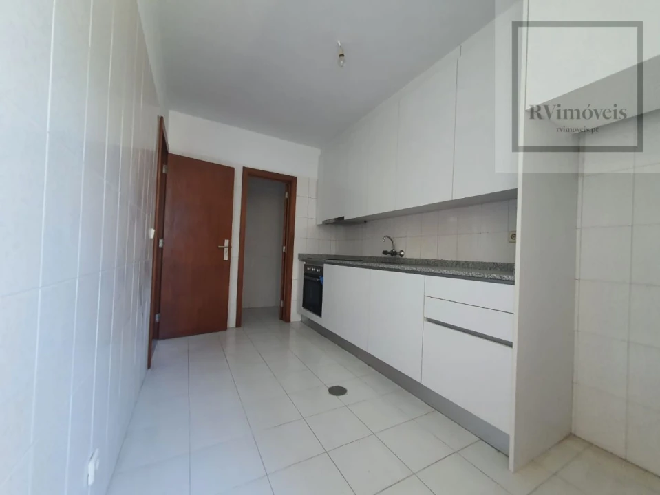 Apartamento T3 para Venda em Darque Foto 6
