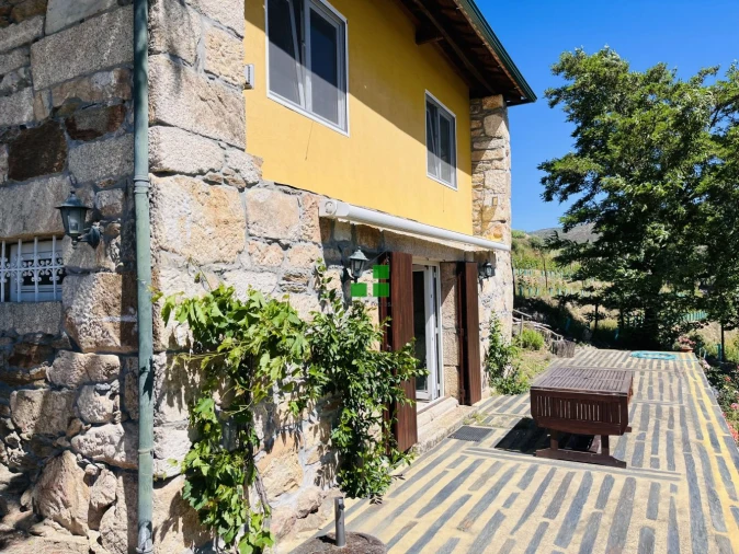 Quinta T2 para Venda em São Mamede de Ribatua Foto 16