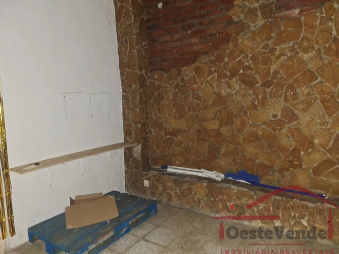 Loja para Arrendamento em Cadaval e Pêro Moniz Foto 11