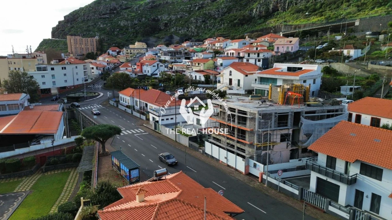 Apartamento T0 para Venda em Machico Foto 14