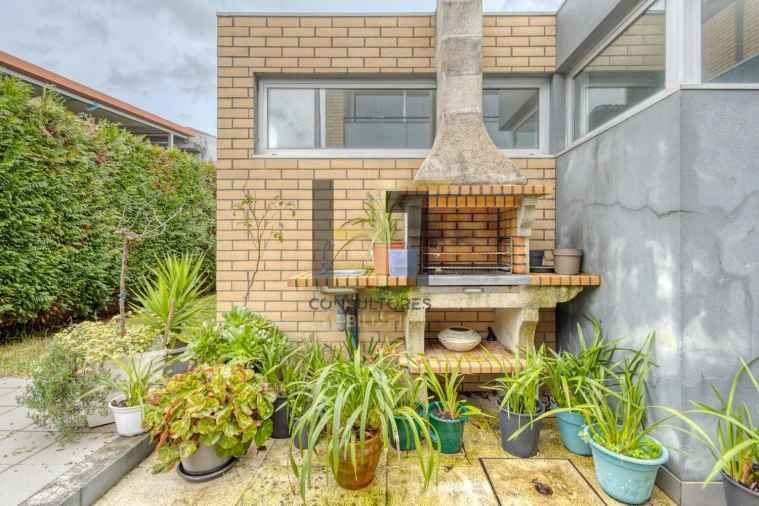 Moradia T3 para Venda em Alfena Foto 39