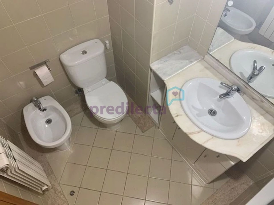 Apartamento T1 para Venda em Paranhos Foto 12