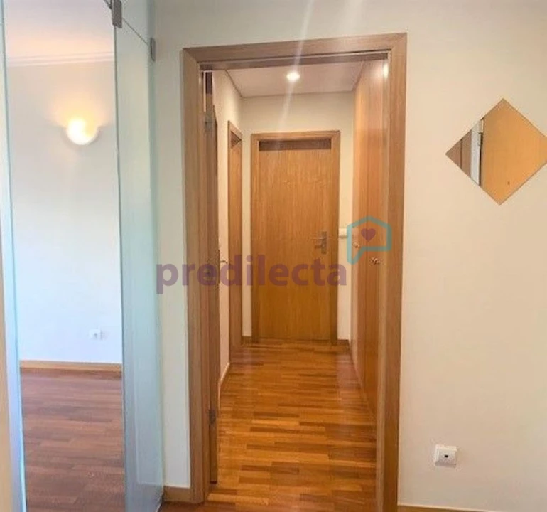 Apartamento T1 para Venda em Paranhos Foto 3