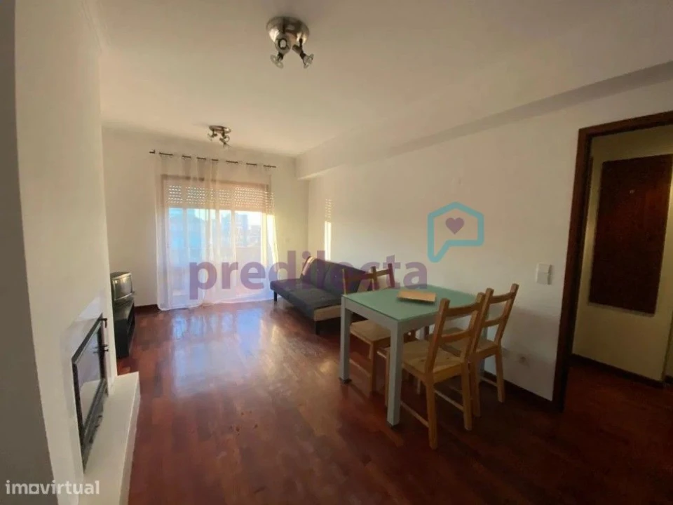 Apartamento T1 para Venda em Rio Tinto Foto 6