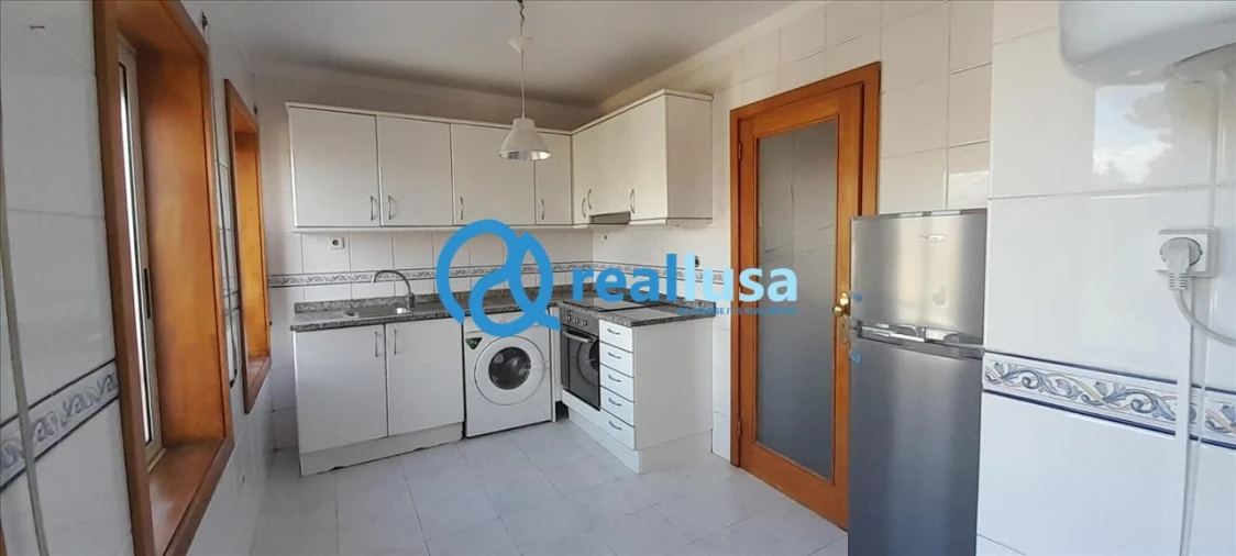 Apartamento T2 para Venda em Baguim do Monte (Rio Tinto) Foto 2