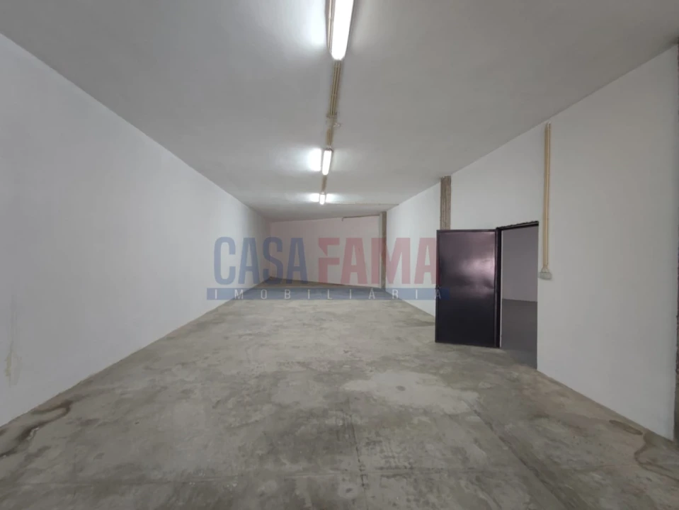 Armazém para Venda em Santo Tirso, Couto (Santa Cristina e São Miguel) e Burgães Foto 40