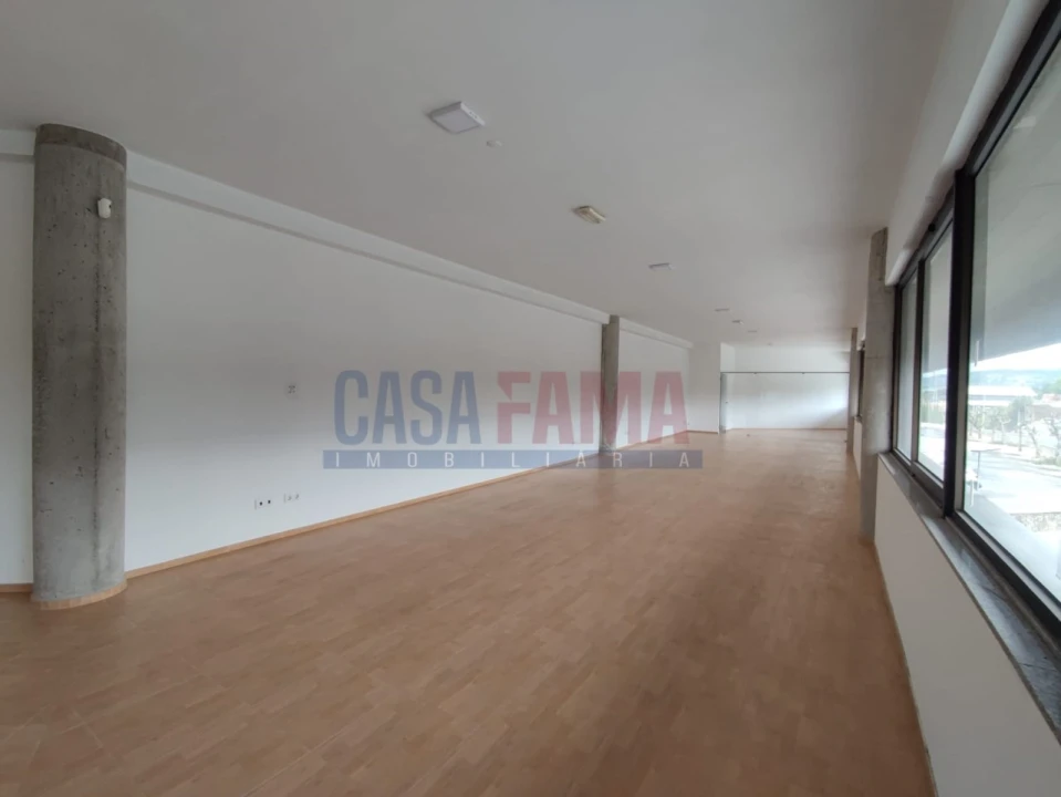 Armazém para Venda em Santo Tirso, Couto (Santa Cristina e São Miguel) e Burgães Foto 48