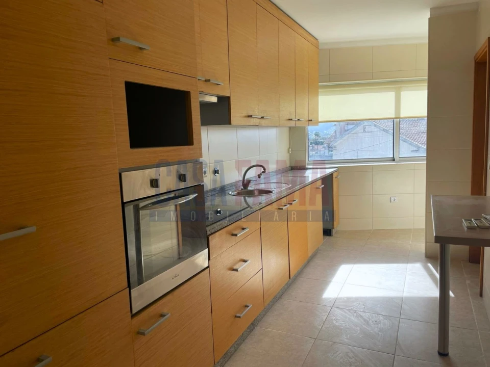 Apartamento T2 para Venda em Ribeirão Foto 1