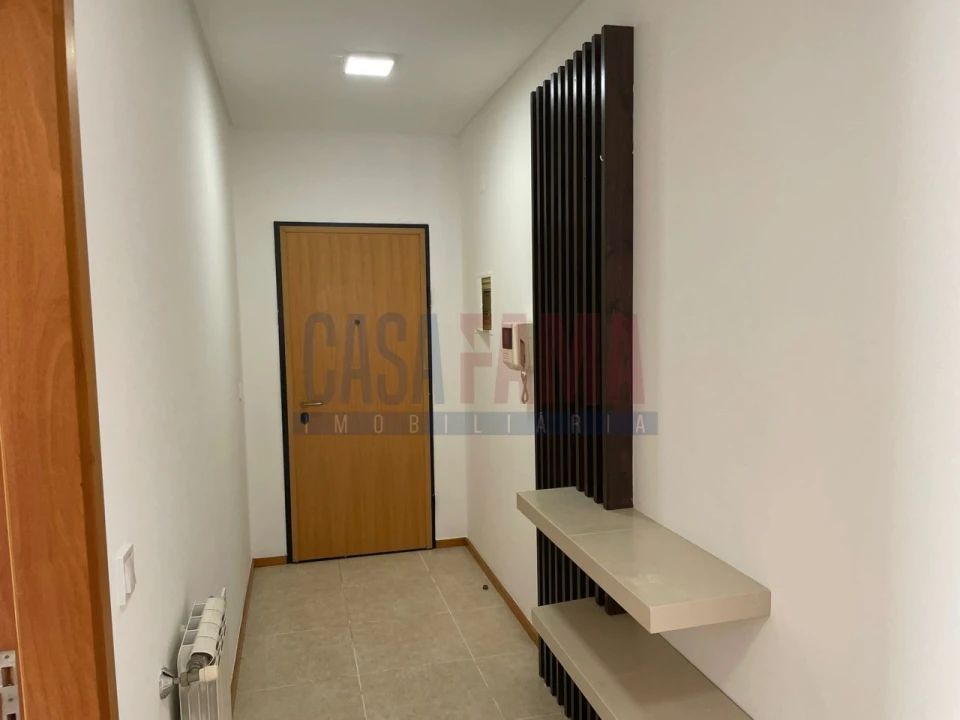 Apartamento T2 para Venda em Ribeirão Foto 3