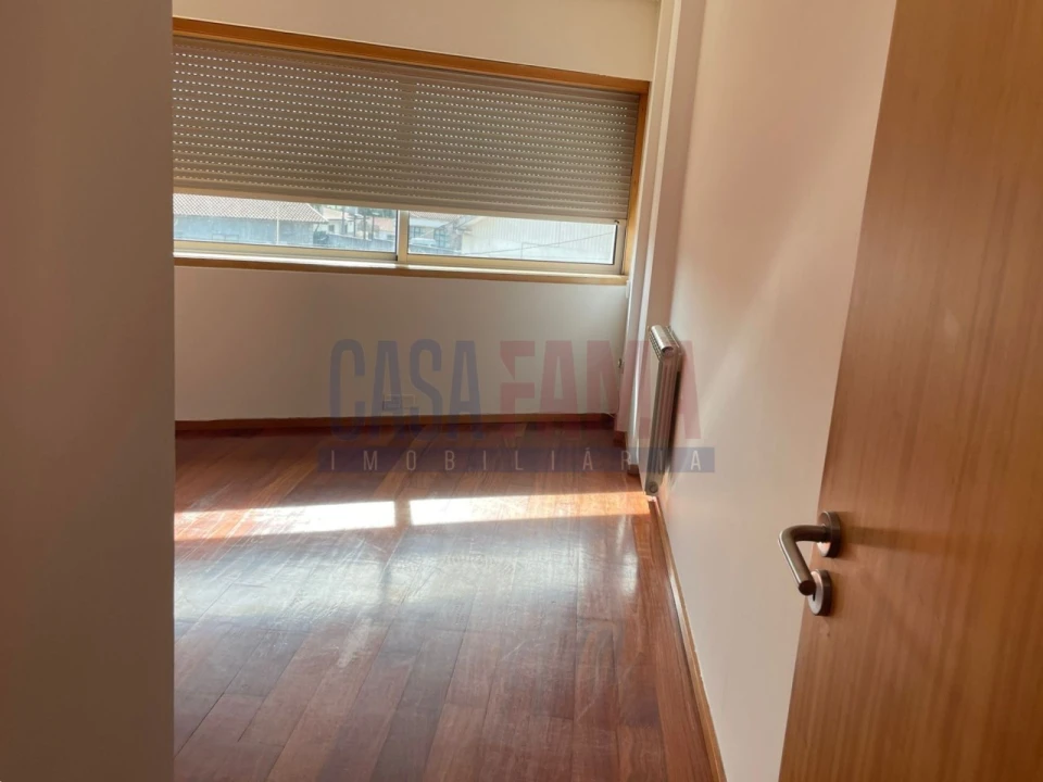 Apartamento T2 para Venda em Ribeirão Foto 13
