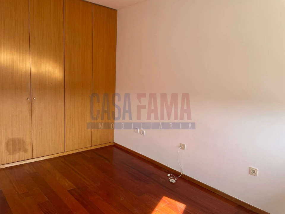 Apartamento T2 para Venda em Ribeirão Foto 16